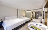 Туры в отель Kuanrong Suites Hotel (Liangjiang love sea shopping park)