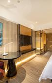 Туры в отель BaiLiQuanZhiJiuDian Hotel (Jiangmen East Railway Station Jianghai Square)