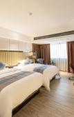 Туры в отель BaiLiQuanZhiJiuDian Hotel (Jiangmen East Railway Station Jianghai Square)