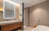 Туры в отель Jiaxing South Lake Maison New Century Hotel