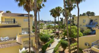 Makronisos Holiday Village 3*