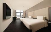 Туры в отель Wuhan Yellow Crane Tower Jiyu Bridge High-altitude River View Atour Hotel
