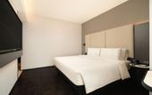 Туры в отель Wuhan Yellow Crane Tower Jiyu Bridge High-altitude River View Atour Hotel