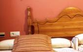 Туры в отель Hostal Valdepenas by Bossh Hotels