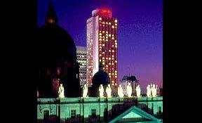 Marriott Chateau Champlain 4*