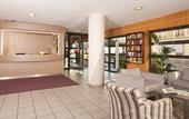 Туры в отель Sejours & Affaires Montreuil Saint Mande