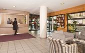 Туры в отель Sejours & Affaires Montreuil Saint Mande