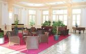 Туры в отель Terres de France - Appart'Hotel Le Splendid