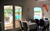 Туры в отель Logis Hotel les Aubuns Country Hotel