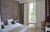 Туры в отель Logis Hotel les Aubuns Country Hotel