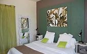Туры в отель Logis Hotel les Aubuns Country Hotel