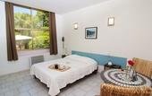 Туры в отель Hotel Les Bellugues