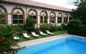 Туры в отель Hotel Les Bellugues