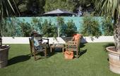 Туры в отель Les Jardins de Cassis - Parking Jacuzzi Piscine Chauffee