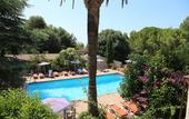 Туры в отель Les Jardins de Cassis - Parking Jacuzzi Piscine Chauffee