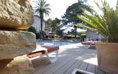Туры в отель Les Jardins de Cassis - Parking Jacuzzi Piscine Chauffee