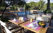 Туры в отель Les Jardins de Cassis - Parking Jacuzzi Piscine Chauffee