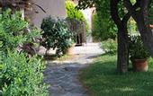 Туры в отель Les Jardins de Cassis - Parking Jacuzzi Piscine Chauffee