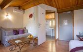Туры в отель Logis Le Petit Casset