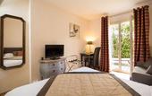 Туры в отель Logis Le Petit Casset