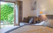 Туры в отель Logis Le Petit Casset