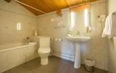 Туры в отель Logis Le Petit Casset