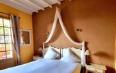 Туры в отель Castillon des Baux