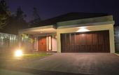Туры в отель Tulip Hill View Villa 6 Bedrooms With a Private Heated Swimming Pool and a Movie Room and a Billaird