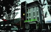 Туры в отель Oasis Siliwangi Sport Hotel
