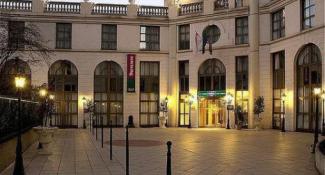 Mercure Paris Place D`Italie 3*