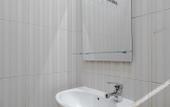 Туры в отель RedDoorz @ Jalan Biak Roxy Jakarta