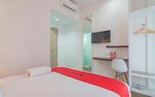 Туры в отель RedDoorz Premium @ Hotel Hebat
