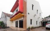 Туры в отель RedDoorz Plus near Trans Studio Cibubur 2