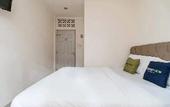 Туры в отель Urbanview Hotel Minongga Pondok Labu by RedDoorz