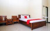 Туры в отель RedDoorz Near Candi Sukuh Karanganyar