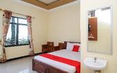 Туры в отель RedDoorz Near Candi Sukuh Karanganyar