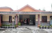 Туры в отель RedDoorz Near Candi Sukuh Karanganyar