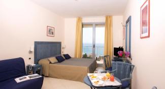 Metropol (Diano Marina) 4*