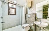 Туры в отель Mavens White Artemis Hospital Road Gurgaon