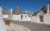 Туры в отель Trulli Holiday Albergo Diffuso