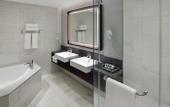 Туры в отель Movenpick Hotel & Apartments Bur Dubai