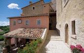 Туры в отель Castello di Postignano Relais
