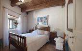 Туры в отель Castello di Postignano Relais