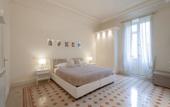 Туры в отель Bea Suites Luxury Rooms