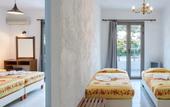 Туры в отель Neon Hotel
