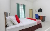 Туры в отель OYO 90135 Saujana Villa Cherok Paloh