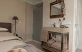 Туры в отель Mother Goose Hotel