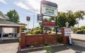 Туры в отель Admirals Motor Lodge