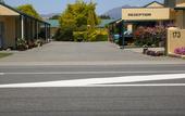 Туры в отель Commodore Court Motel