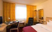 Туры в отель NH Berlin Treptow